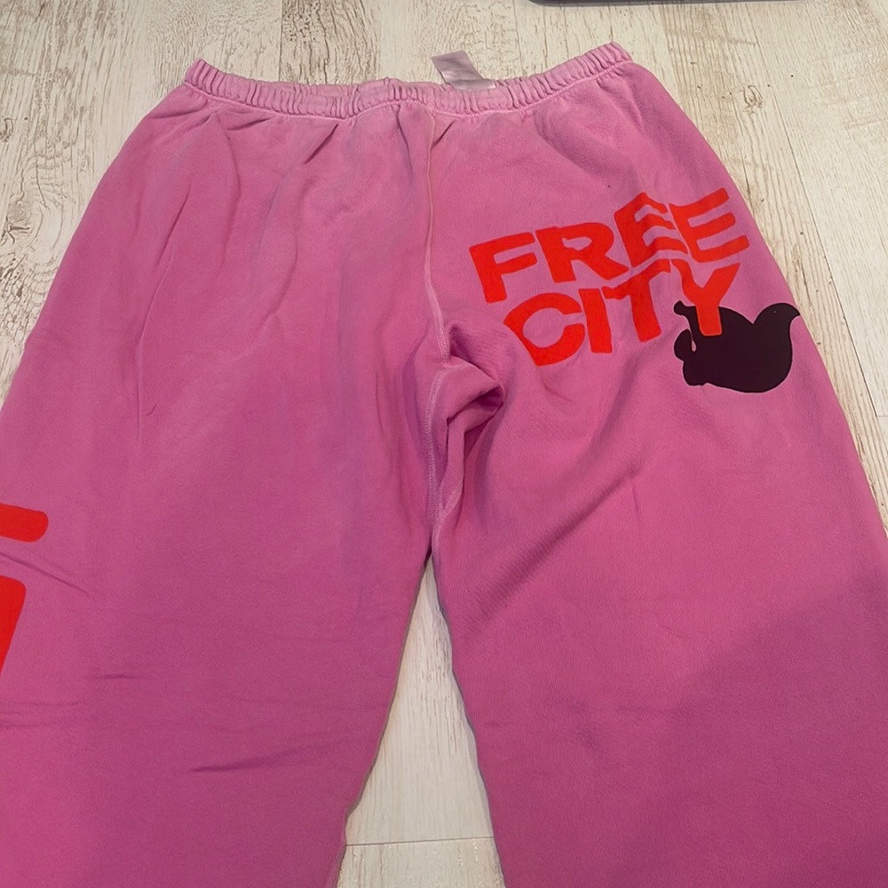 Brand new best sweatpants